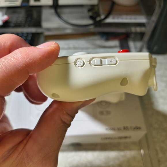 Retro Handheld - Picture 8 of 17